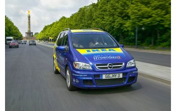 Opel HydroGen3 compie 20 anni